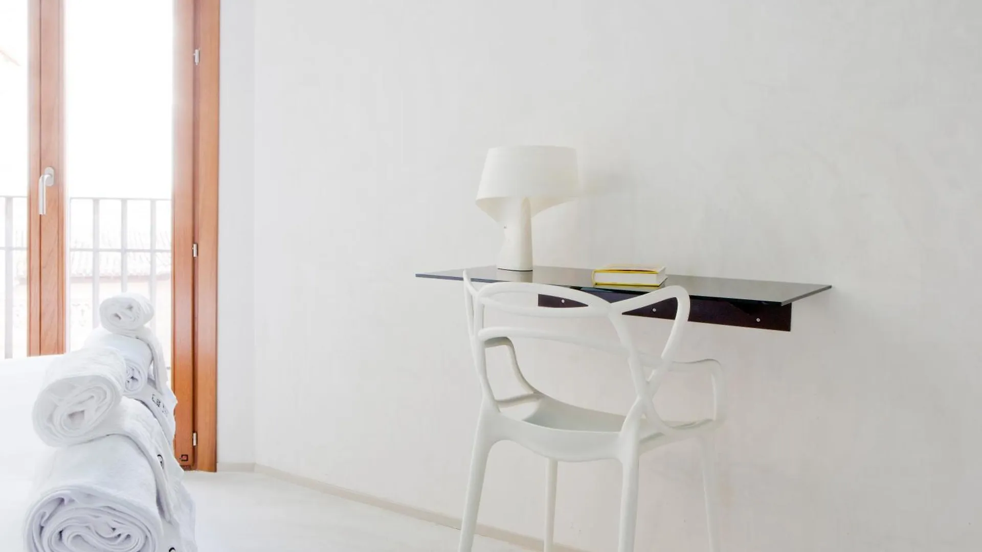 Antidoto Rooms San Agustin - Recomendado Para Adultos Toledo 2*,